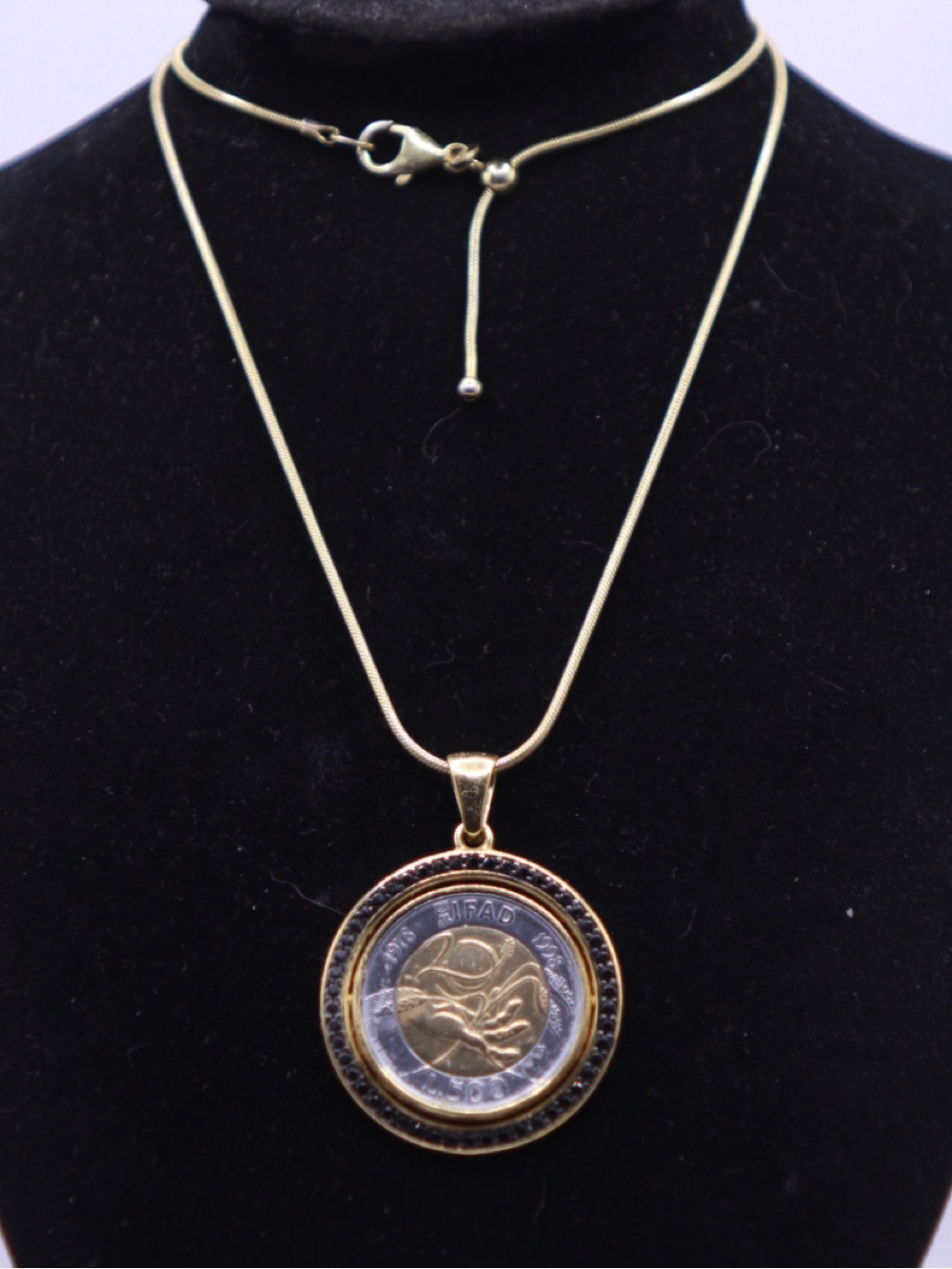 Italian Bellezza Itaor 500 Lira Coin Flip Spinel Necklace